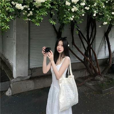 暴风女郎 封面
